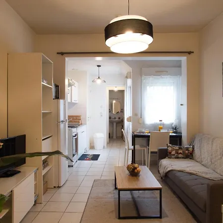 Апартаменти Confort Maison *